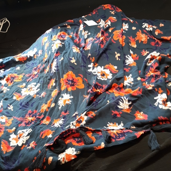 Mud Pie NWT one size kimono w/tassels - Picture 1 of 7